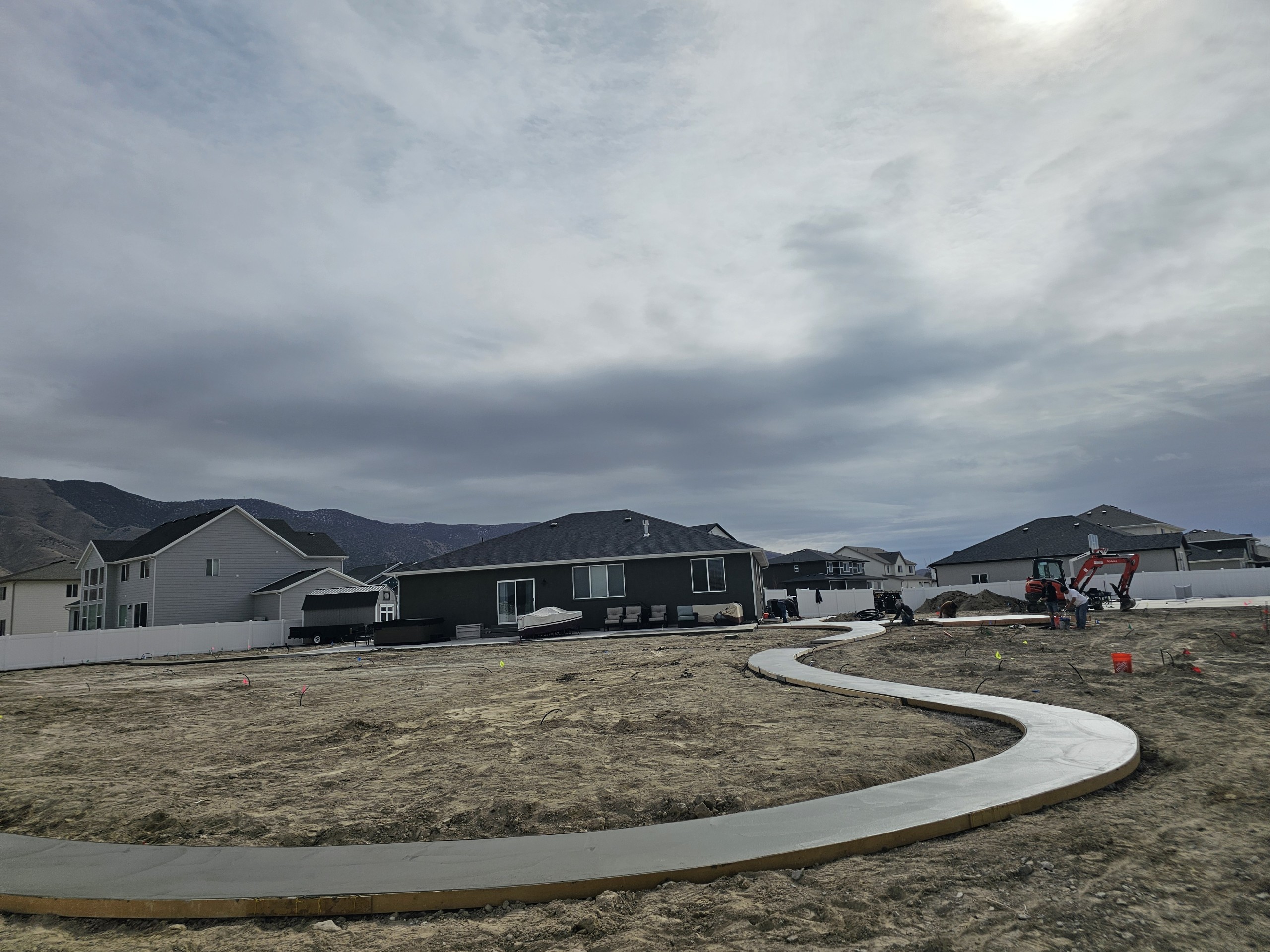 Curved concrete sidewalk in Utah